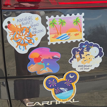 A collage of four unique custom die-cut Disney cruise magnets held by a hand. Themes include a tropical beach sunset stamp, Ariel watching a cruise ship, a Mickey Mouse head night scene with exact Spanish text "DONDE LOS SUEÑOS NAVEGAN LIBRES", and an adventure octopus featuring the exact quote "ADVENTURE AWAITS BEYOND THE HORIZON." Perfect for fish extender gifts.